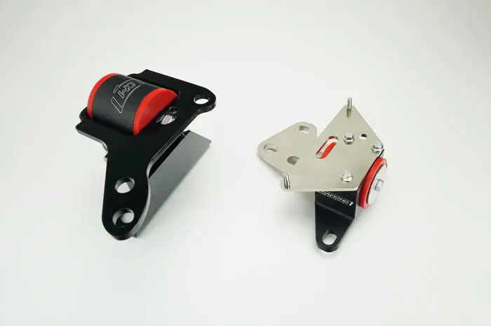 Damond Fiesta St Side Engine & Transmission Mount Combo 1